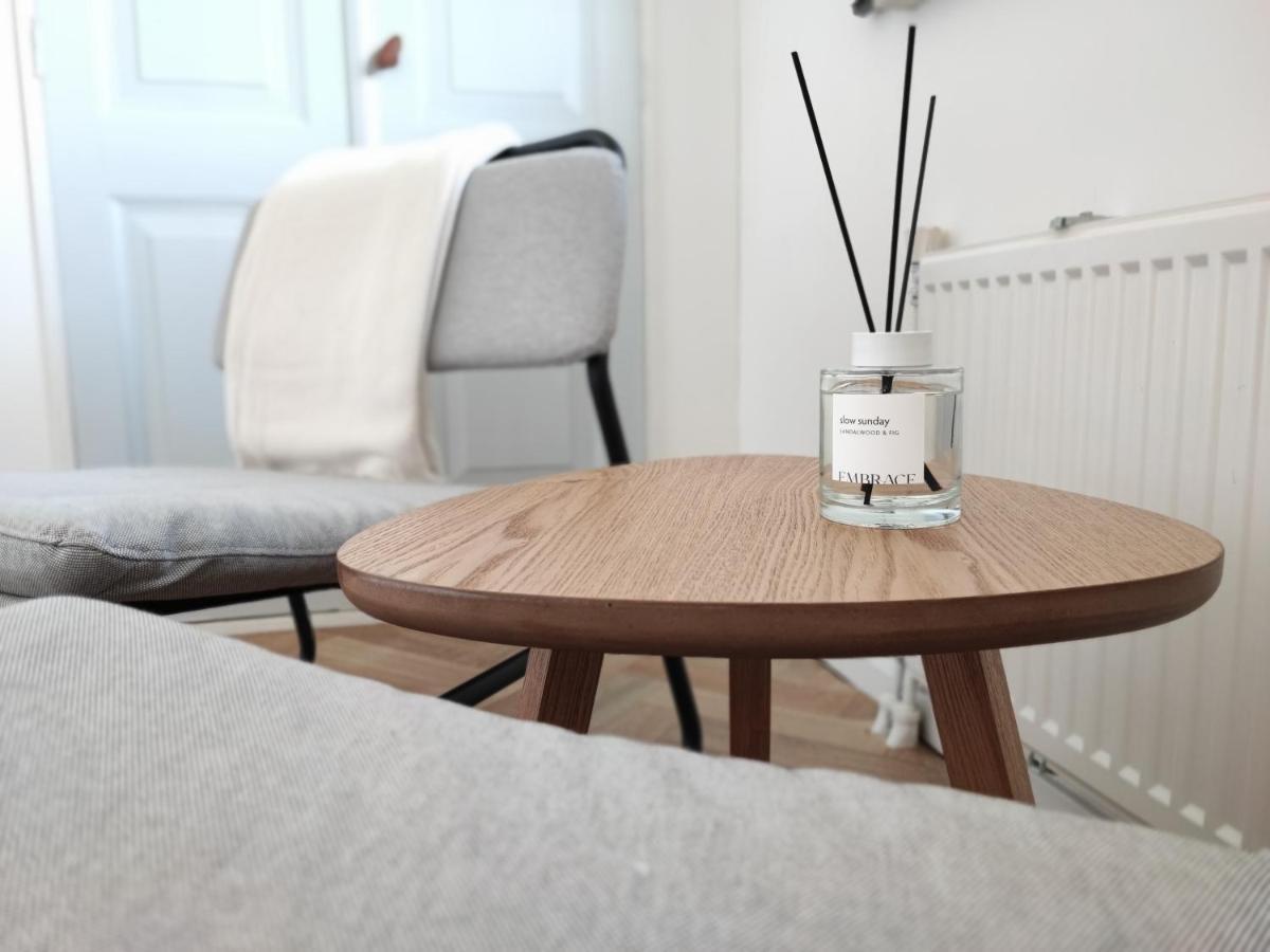 Guesthouse At The Amstel River With 2Br 2Ba And Garden Amstelveen Exterior foto